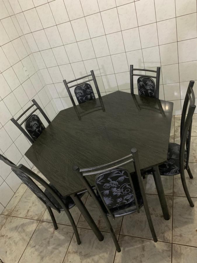 Casa Quintal Bueno! 5 Quartos Com Ar Split E Internet Ultra! Perto Do Melhor De Goiania! Marista Parques Areiao E Vaca Brava Hospital Premium Mater Dei Blue Fit Perdomo Goiania Shopping! Bagian luar foto