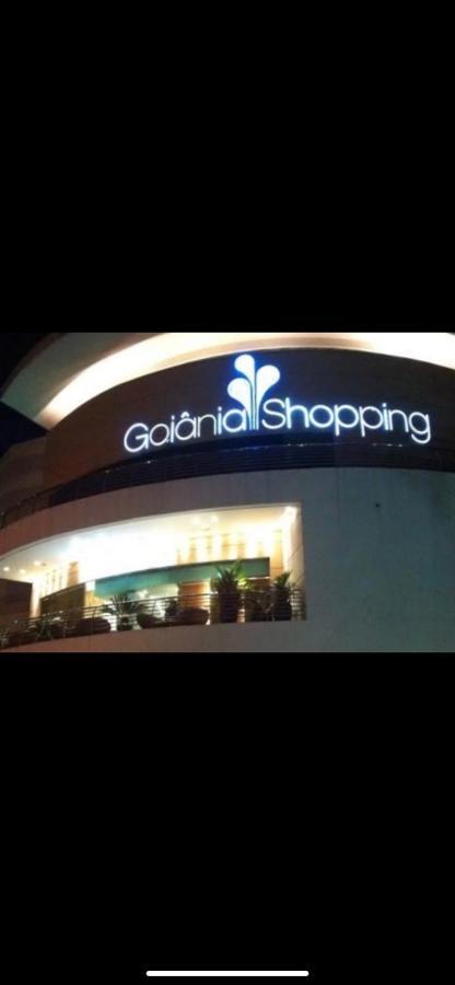 Casa Quintal Bueno! 5 Quartos Com Ar Split E Internet Ultra! Perto Do Melhor De Goiania! Marista Parques Areiao E Vaca Brava Hospital Premium Mater Dei Blue Fit Perdomo Goiania Shopping! Bagian luar foto